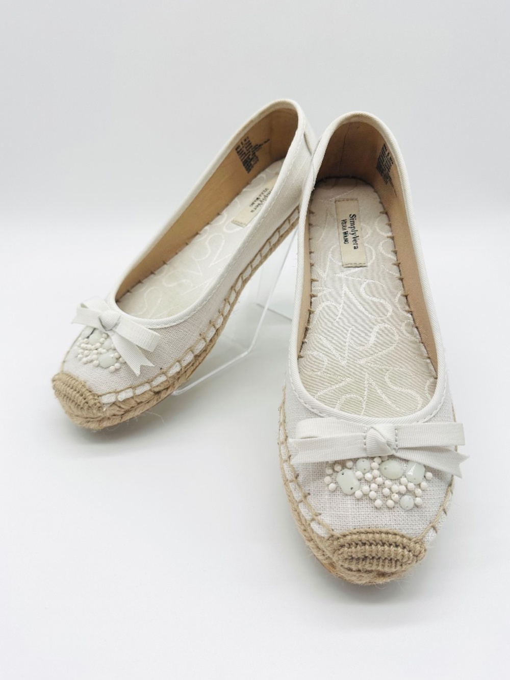 Simply Vera Vera Wang White Espadrille Ballet Flats With Beads & Bow Size 6 M